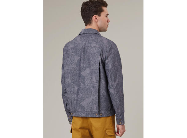 McCall's 8393 - Jakke, shorts og bukse.