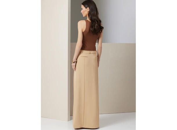 Vogue 2032 - Skjørt.