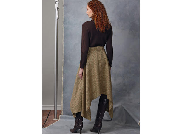 Vogue 2050 - Skjørt med drapert side.