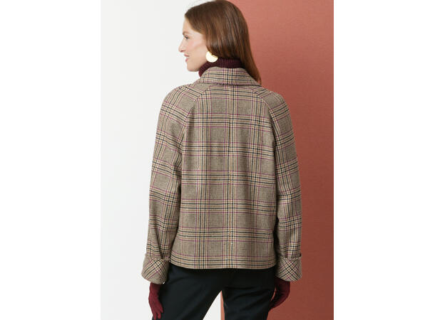 Butterick 7007-Jakke og kåpe til dame