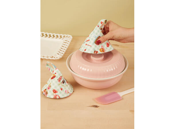 McCall's 8494 - Forkle og kjøkkentilbehør.