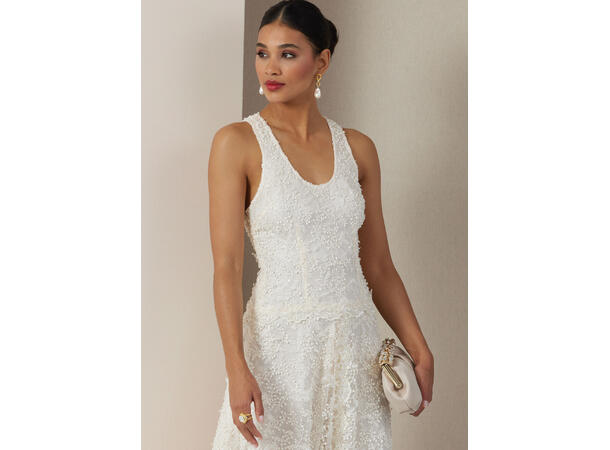 Vogue 2028 - Kjole og overkjole.