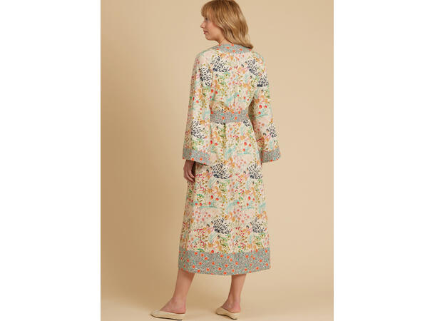 McCall's 8411 - Nattøy til dame.