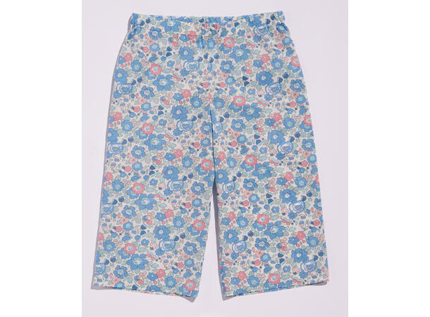 Burda 9202 - Bukse og shorts til baby.