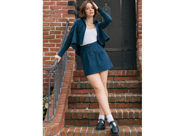 McCall's 8410 - Skjorte og miniskjørt.