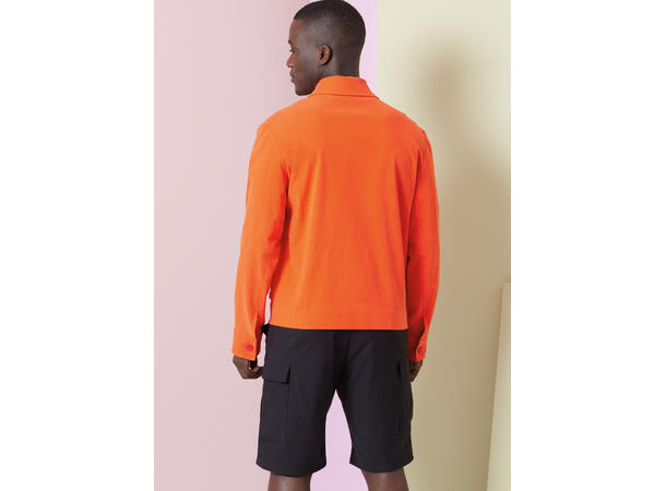 Vogue 2022 - Jakke, bukse og shorts til herre.