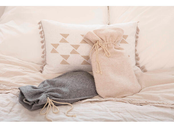 Burda 5759 - Balaclava, votter og muffe.