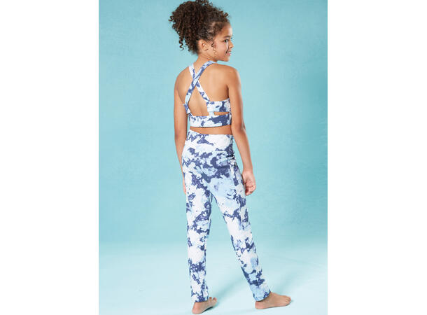 McCall's 8374 - treningsklær til barn.