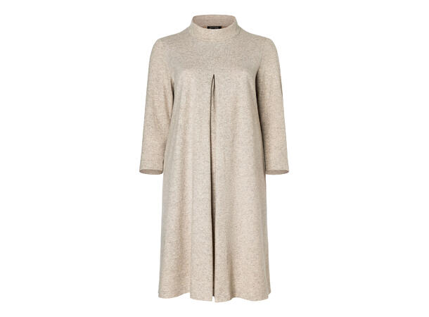 Burda 5782 - Kjole og genser.