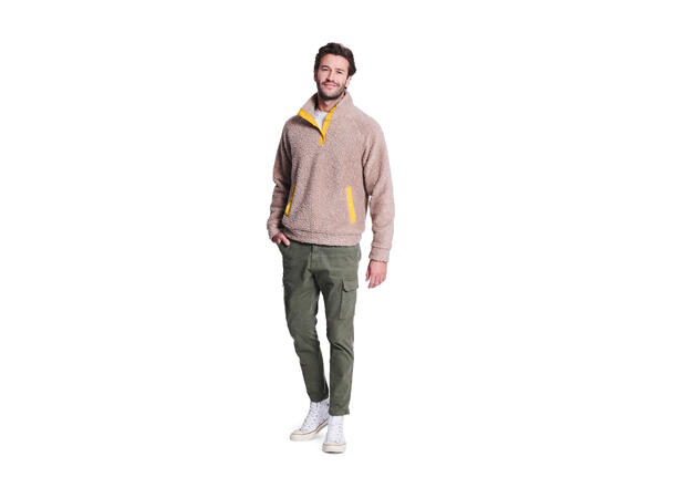 Burda 5791 - Genser til herre.