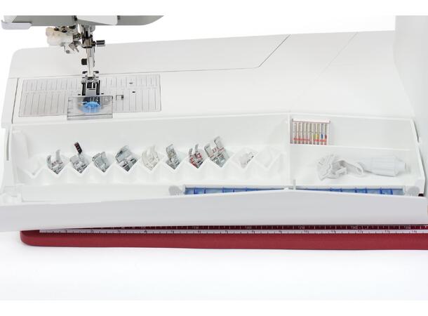 Husqvarna Viking DESIGNER RUBY™ 90