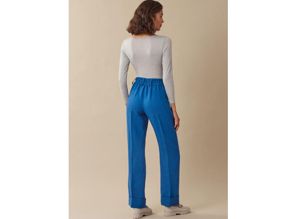 McCall's 8527 - Bukse.