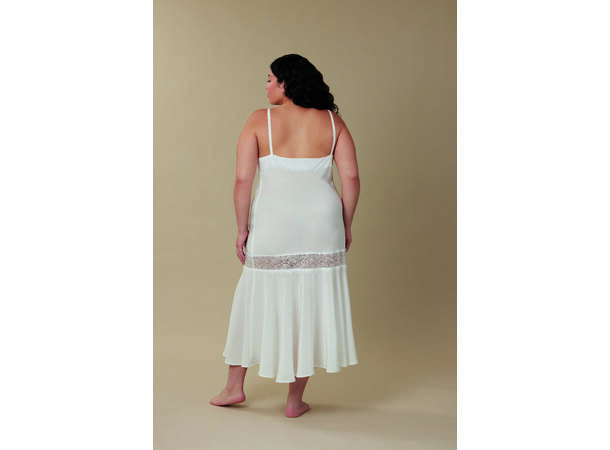 McCall's 8535 - Morgenkåpe og nattkjole.