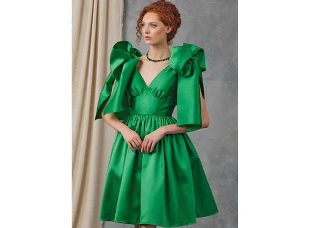 Vogue 2048 - Kjole med store sløyfer.